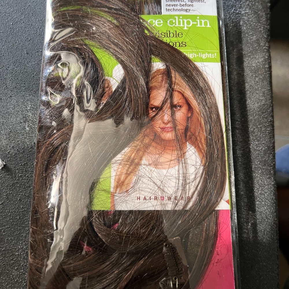 Clip-In Hair Extension - Dark Brown